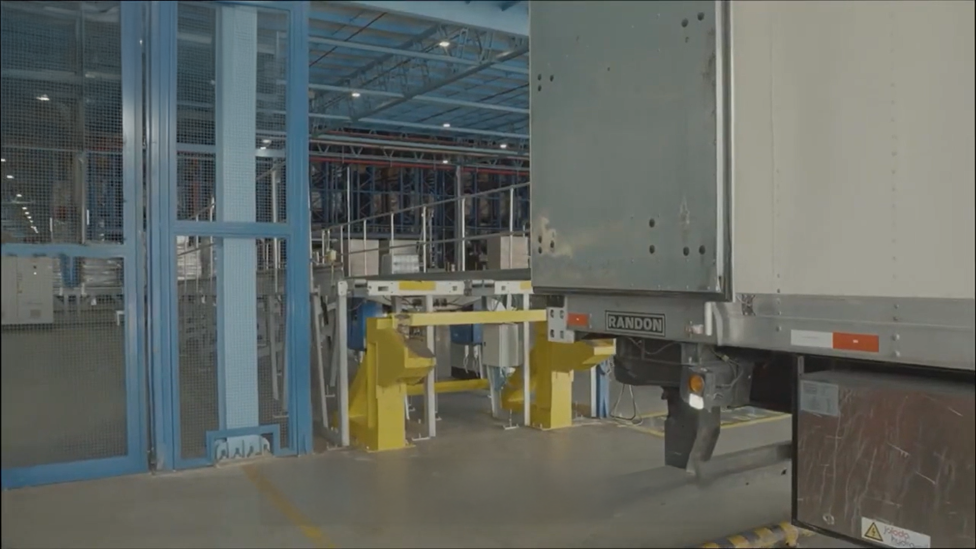 YPE X Joloda Hydraoll Automated Loading Slipchain 1