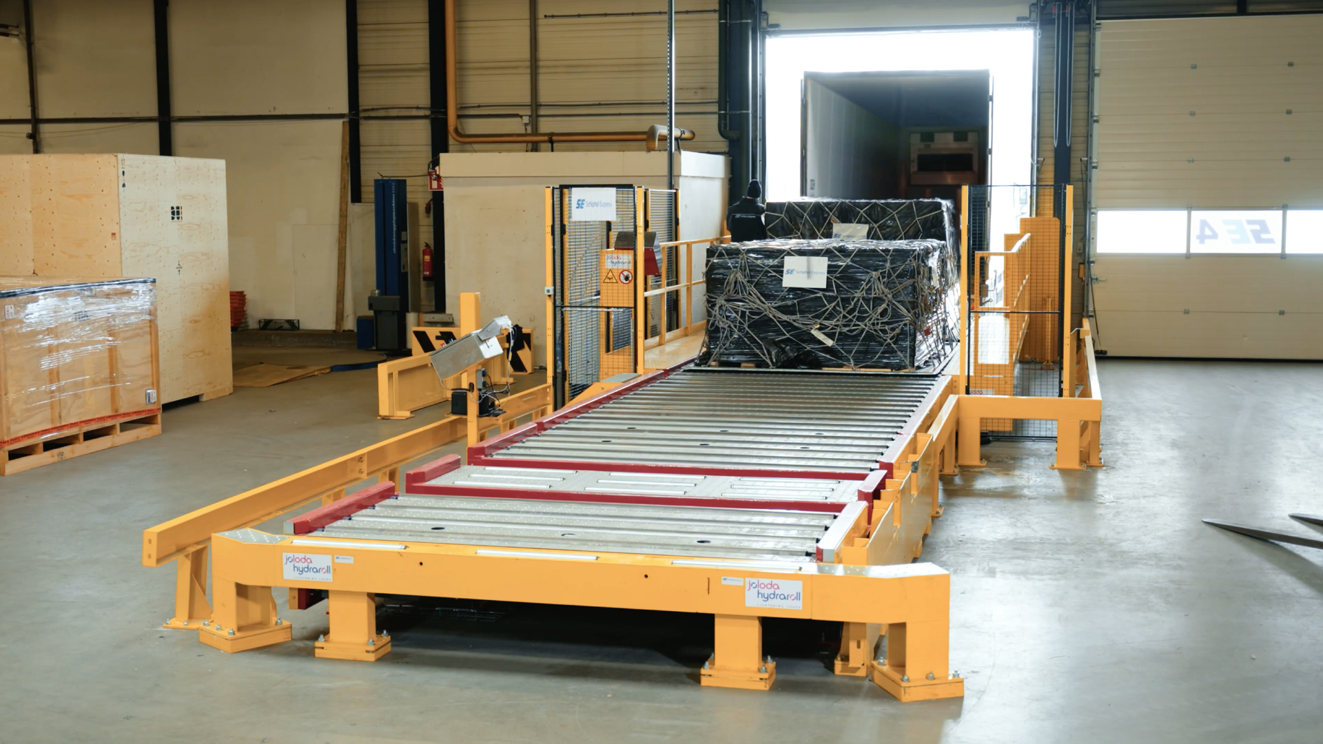 TD & PR PMC & Trailer (8)