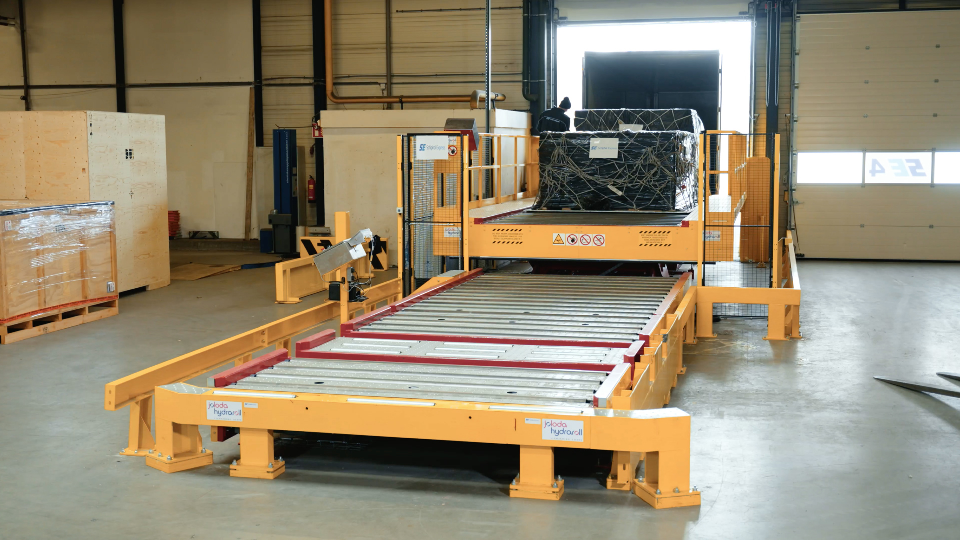 TD & PR PMC & Trailer (4)