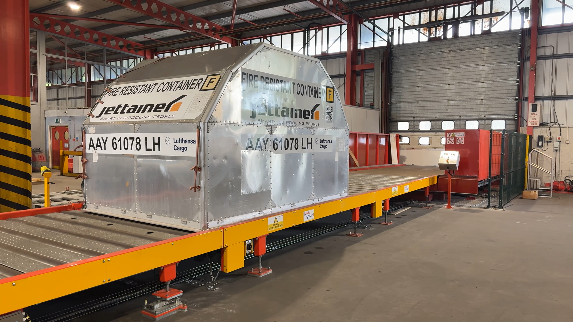 ULD Moving Along Powered Rollerbed