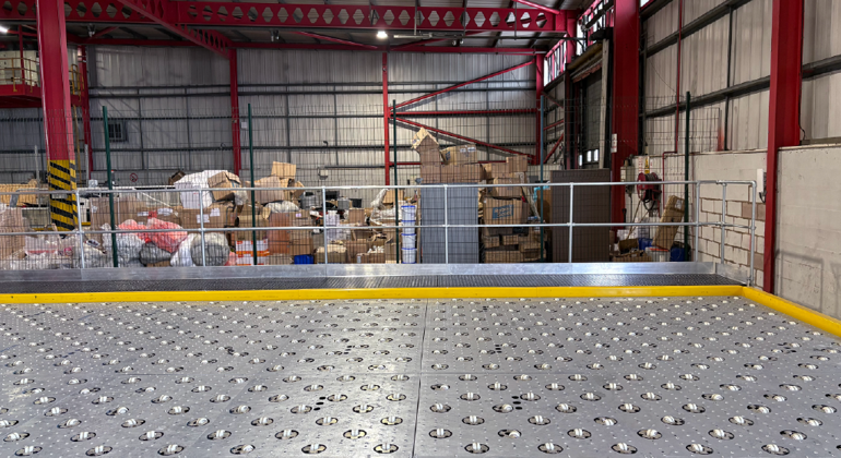 Castor Deck Walkway Platform