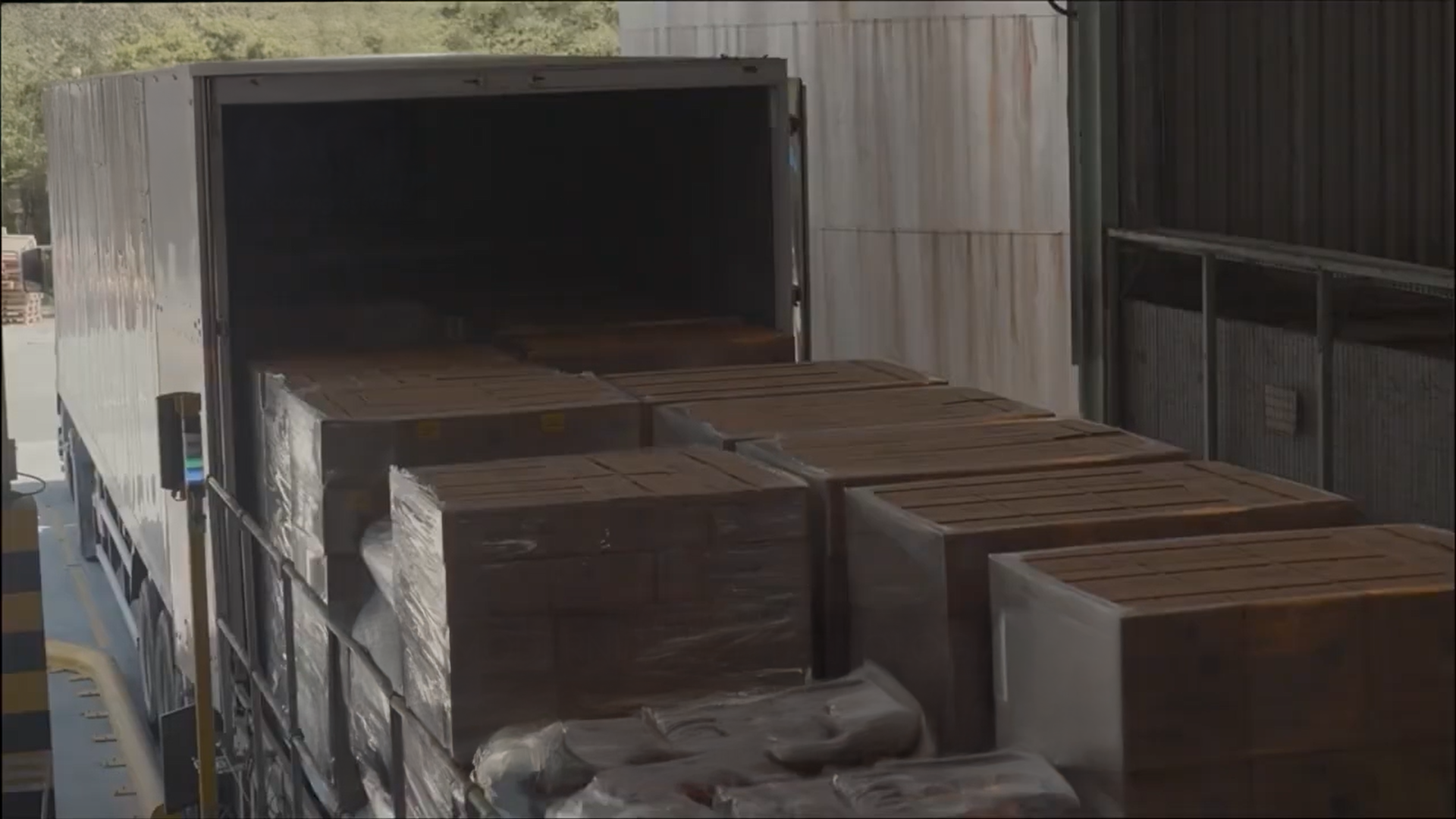 YPE X Joloda Hydraoll Automated Loading Slipchain