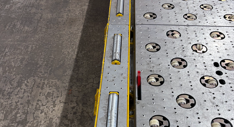 Castor Deck Pallet Stop Interface Barrier 2