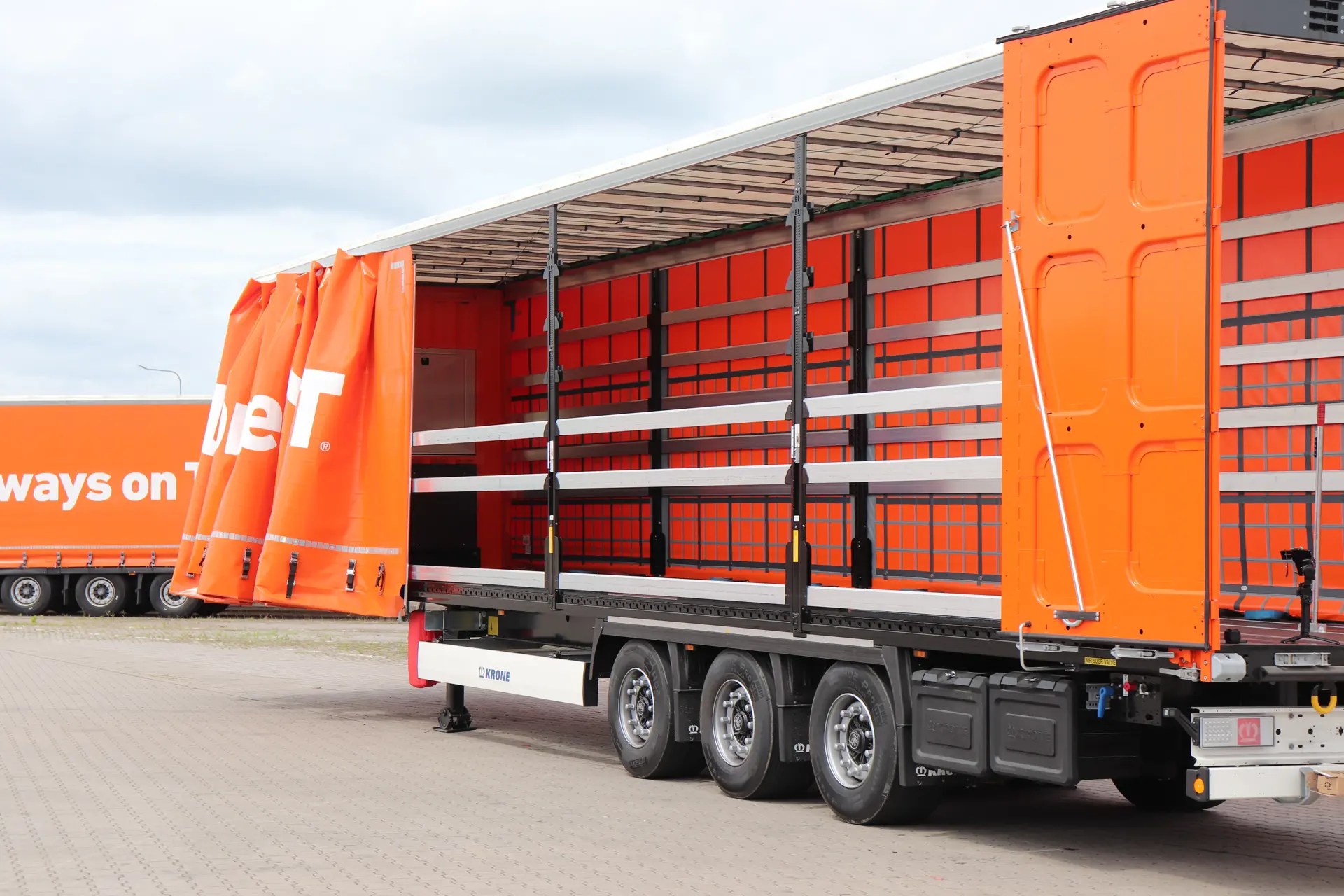 Grupa SKAT Skate & Track Trailer