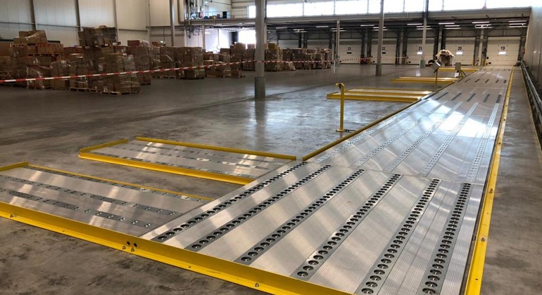 Modularrollerbedwarehouse6