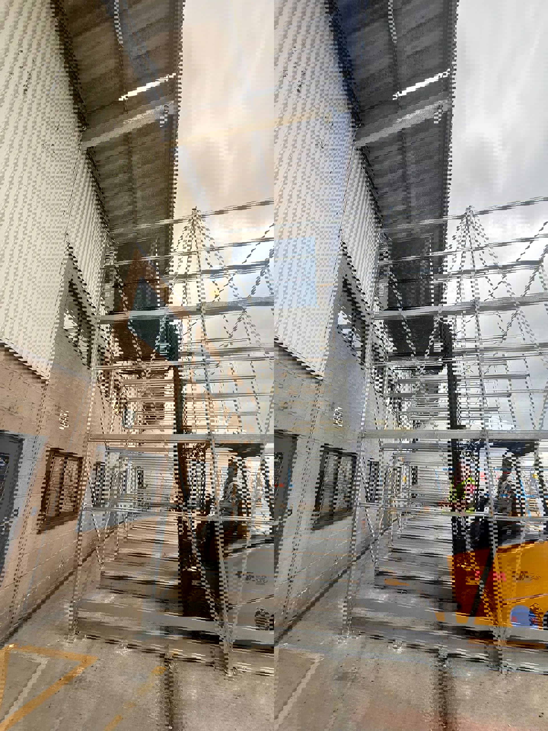 ULD Racking AKE Loaded (1)