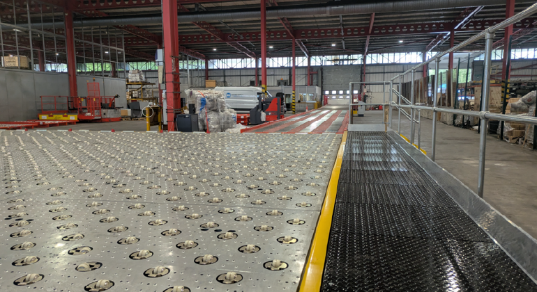 Castor Deck Walkway Platform 2