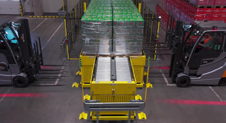 MF Palletised Beverage Unloading Forklifts Arrived