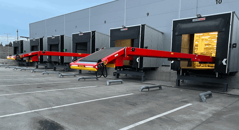 Belted Telescopic Conveyor (17)