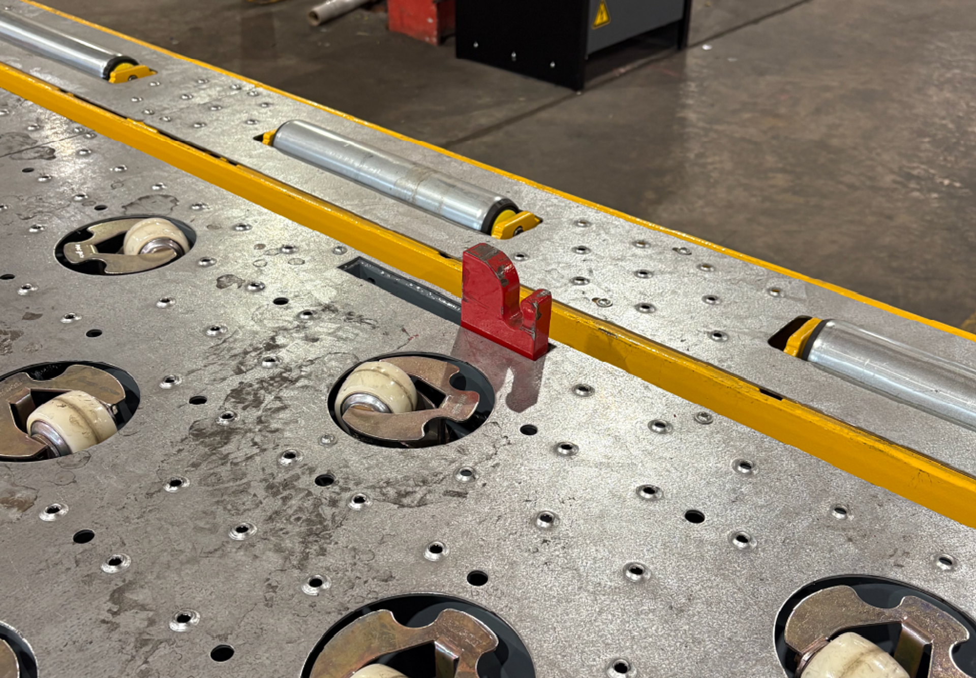Castor Deck Pallet Stop Interface Barrier