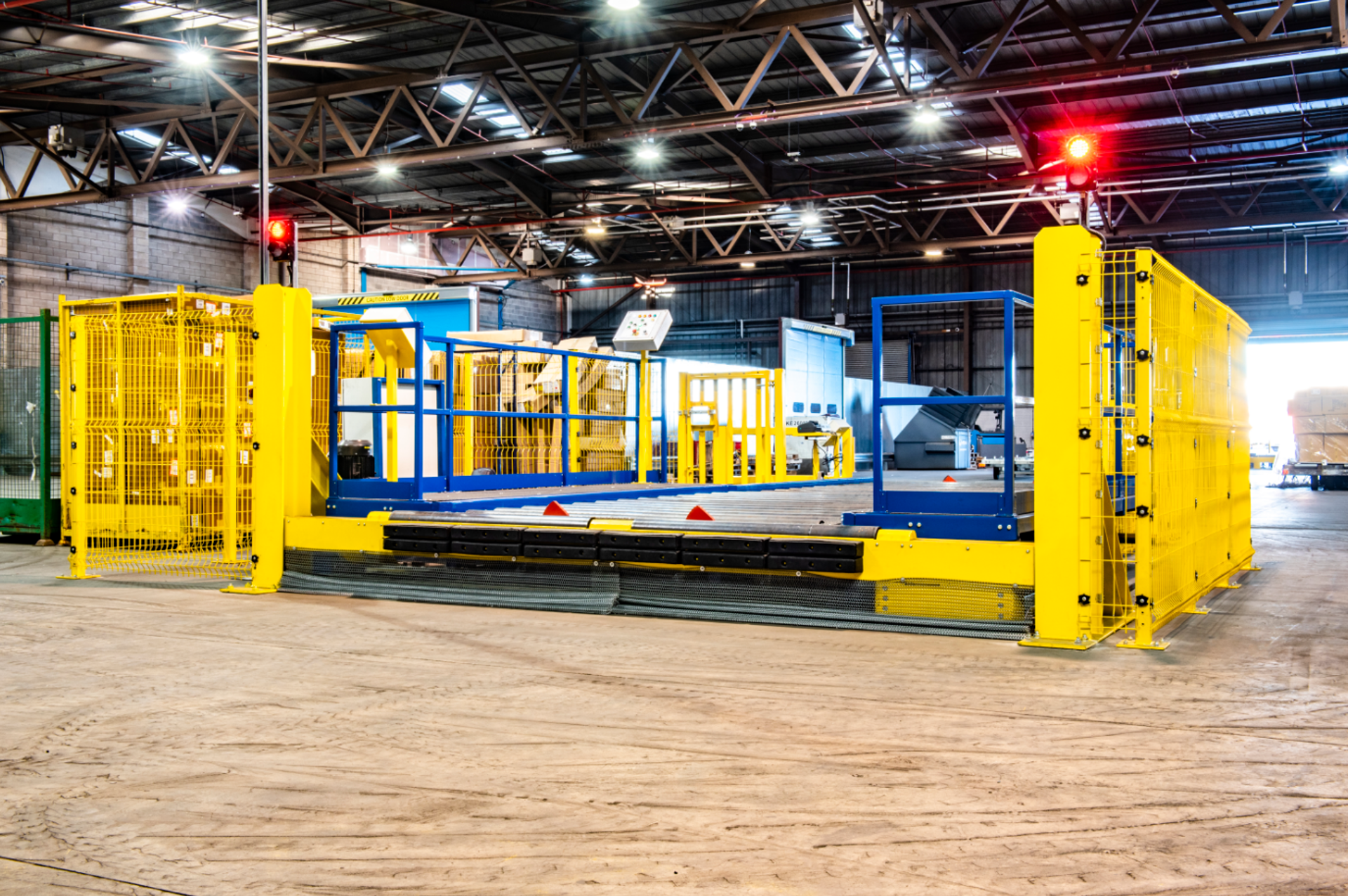 Truck Dock Lift (20FT.